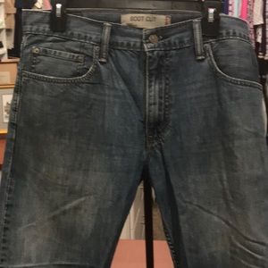 Levi’s 527 jeans. Distressed. 34/32. Like new